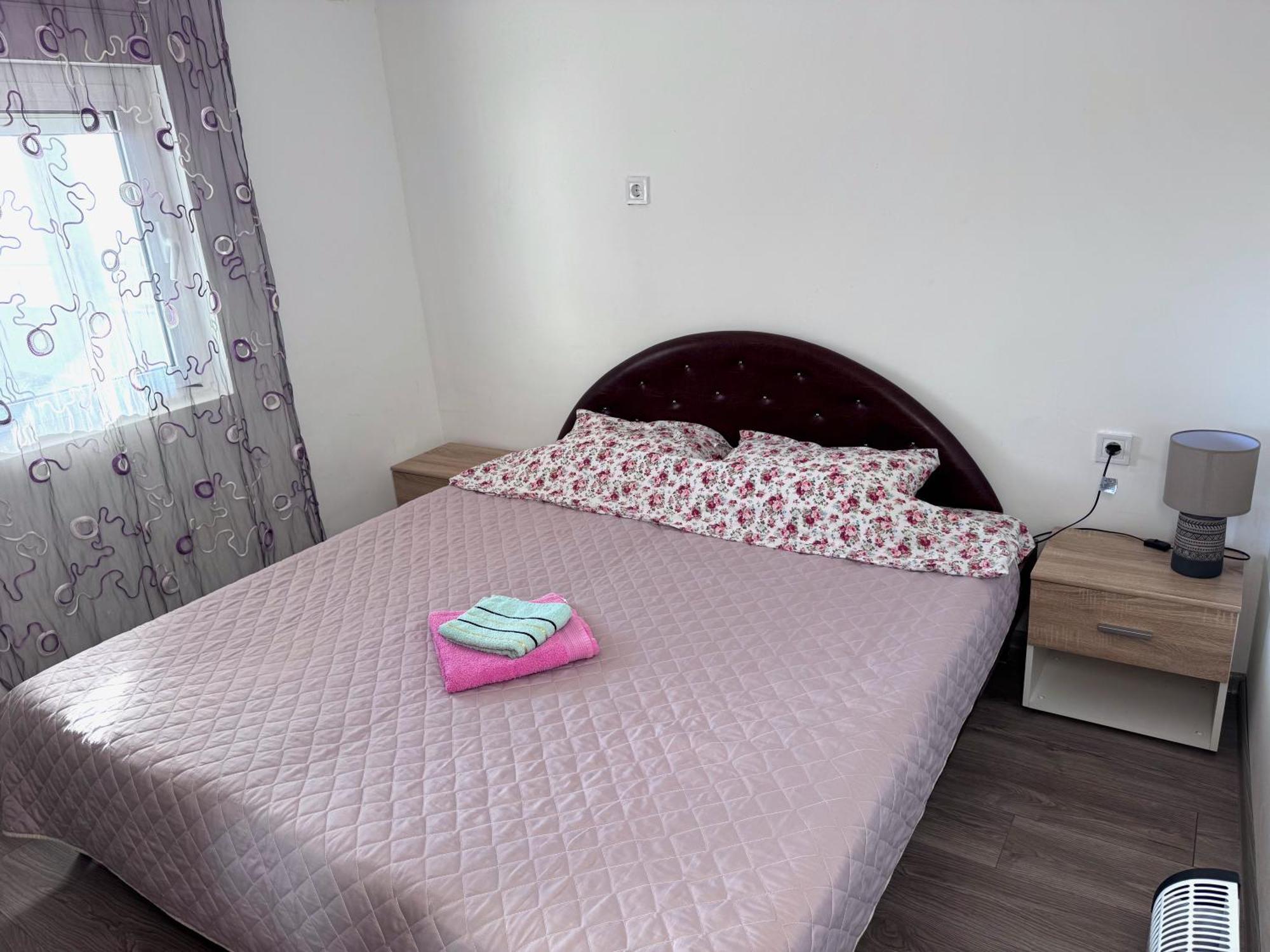Villa Happy Family!!! Prijevor 외부 사진